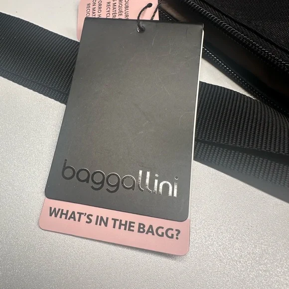 Baggallini Mini Sling Crossbody Black Bag NWT - Picture 7 of 7
